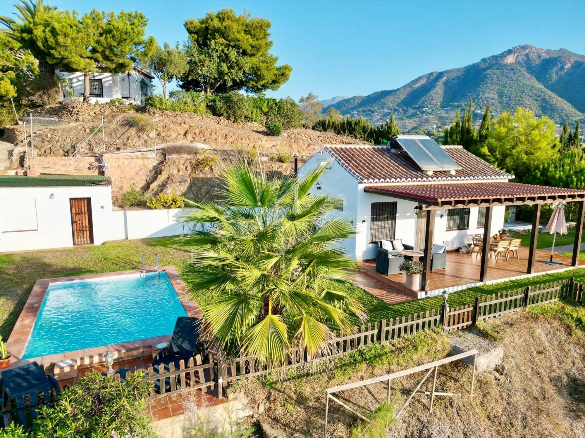 Vela Luka Frigiliana Villa Buitenkant foto