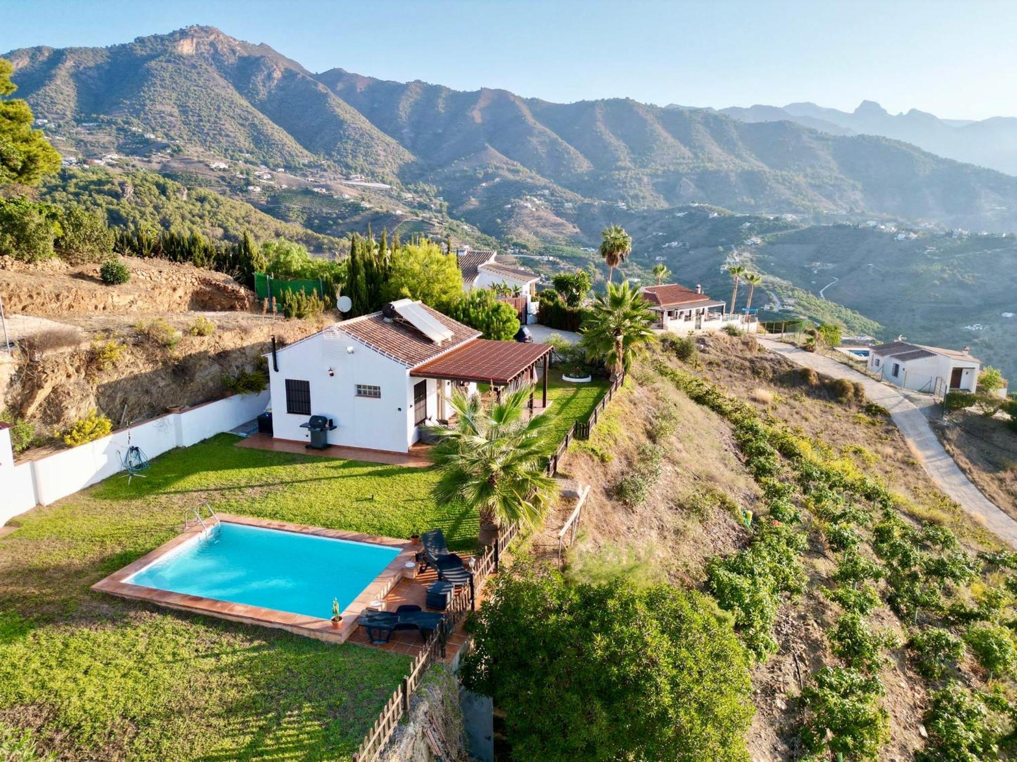 Vela Luka Frigiliana Villa Buitenkant foto